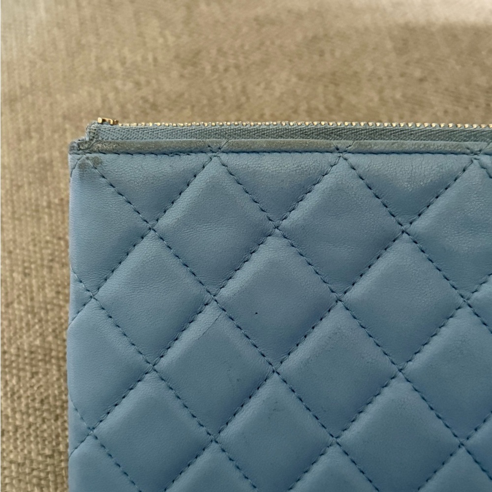 Chanel Blue Quilted O pouch clutch - Picture 12 of 15